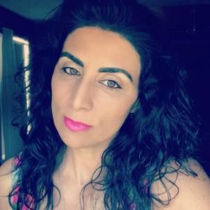 Meet your Posher, Fakhria fifi